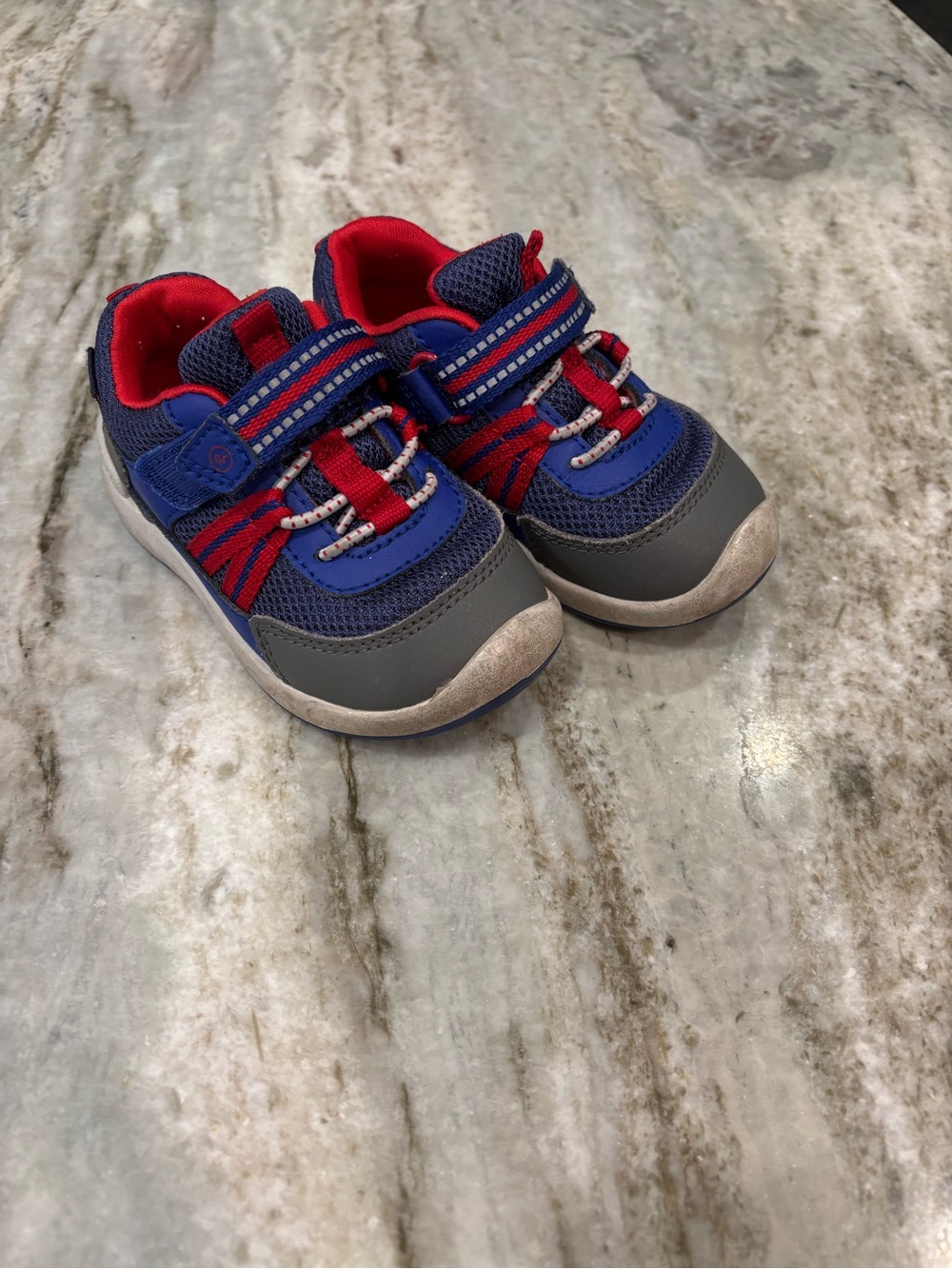 Stride rite boys jasper sneaker size 6w